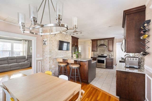 305 Webster St. 2, Newton, MA 02466