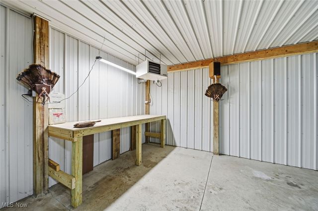 9915 Norwalk Road, Litchfield, OH 44253