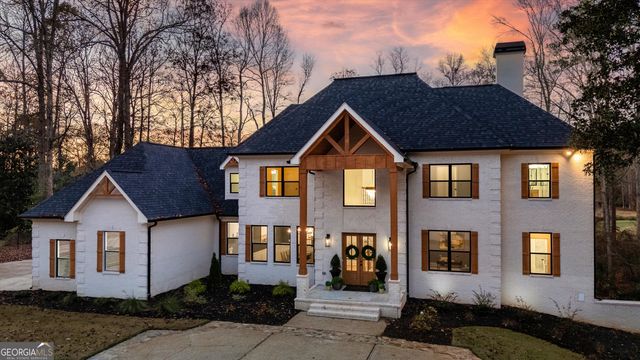 450 Birkdale Drive, Fayetteville, GA 30215