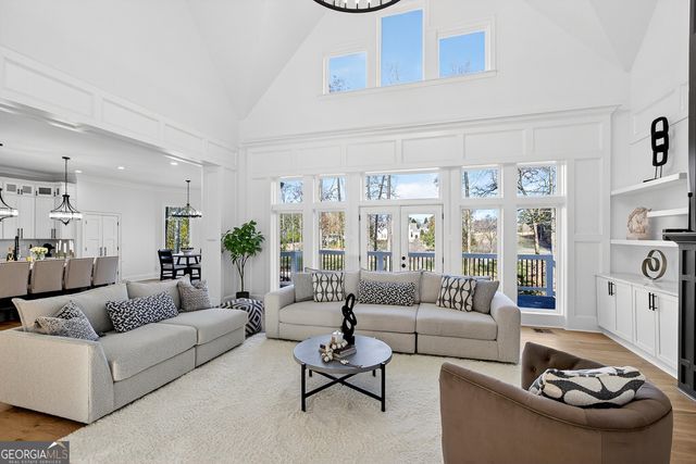 450 Birkdale Drive, Fayetteville, GA 30215