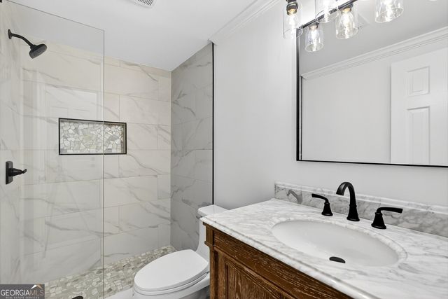 450 Birkdale Drive, Fayetteville, GA 30215