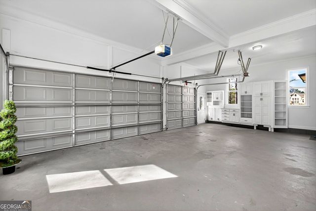 450 Birkdale Drive, Fayetteville, GA 30215