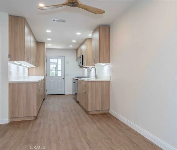 10419 Hayford Street J, Bellflower, CA 90706