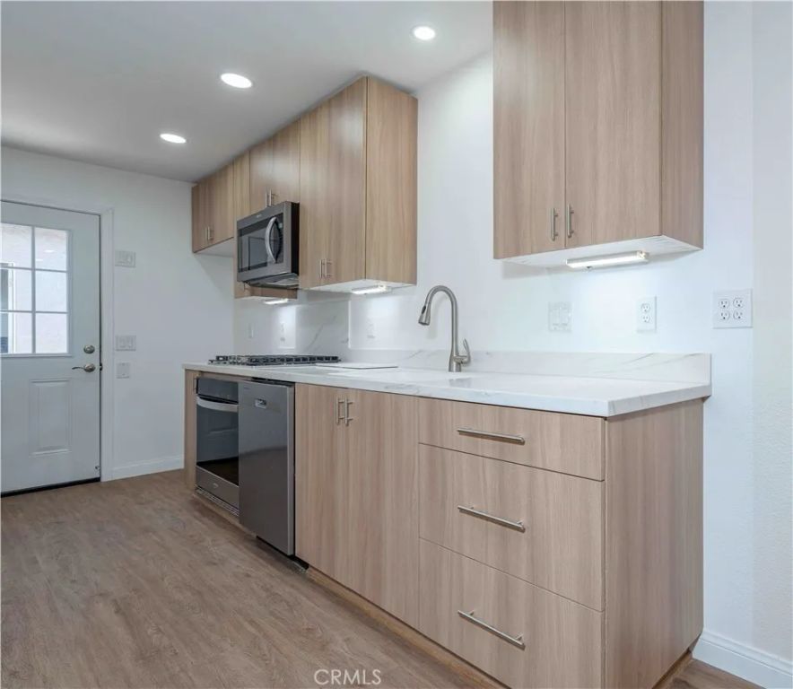 10419 Hayford Street J, Bellflower, CA 90706