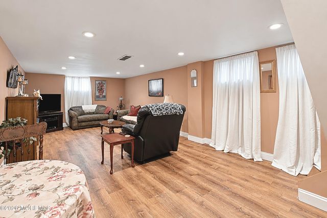 4 River Park Drive, Brick, NJ 08724