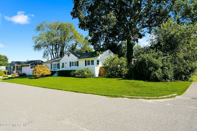 4 River Park Drive, Brick, NJ 08724