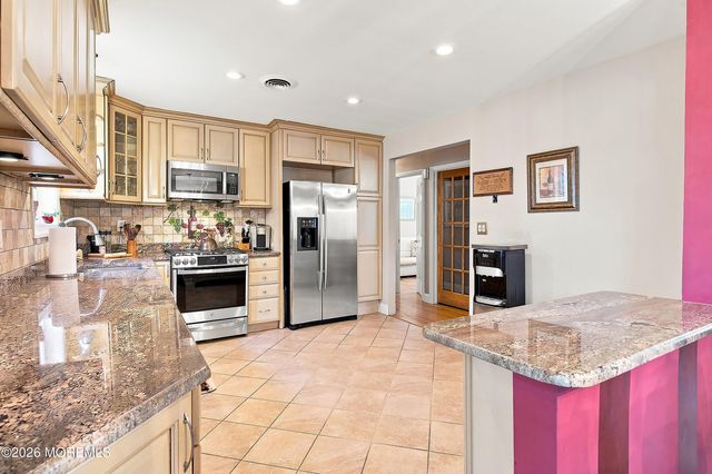 4 River Park Drive, Brick, NJ 08724