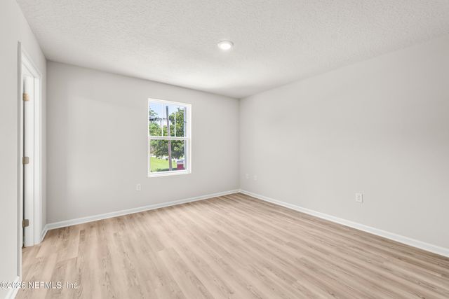 147 43RD Street E, Jacksonville, FL 32208