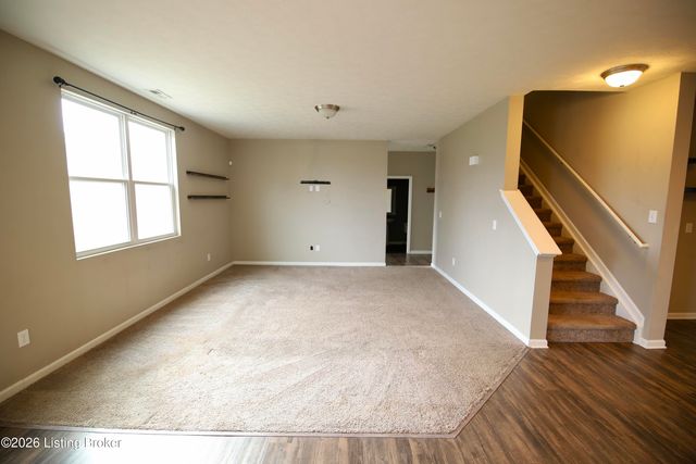 12079 Parkview Trace Dr, Louisville, KY 40229
