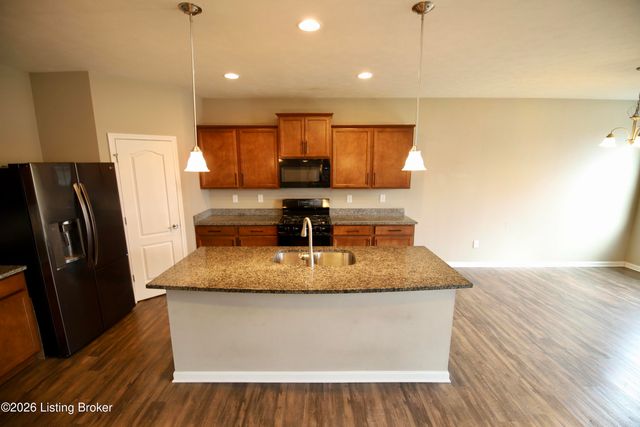 12079 Parkview Trace Dr, Louisville, KY 40229