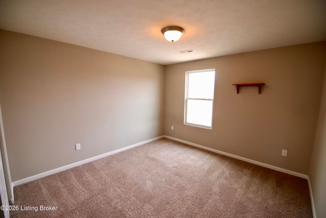 12079 Parkview Trace Dr, Louisville, KY 40229