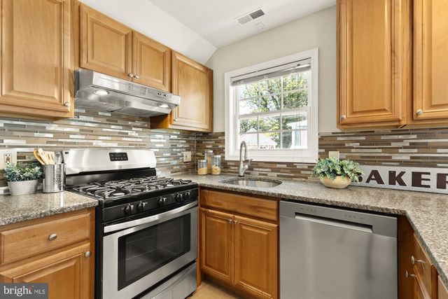 12702 HOLDRIDGE RD, Silver Spring, MD 20906