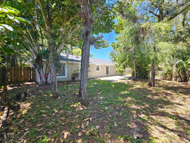 1878 Wisteria Street, Wellington, FL 33414