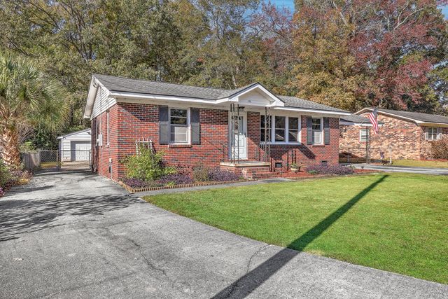 135 Pandora Drive, Goose Creek, SC 29445