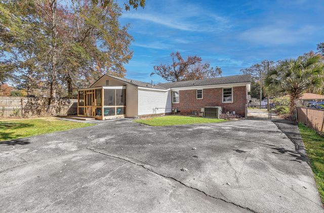 135 Pandora Drive, Goose Creek, SC 29445