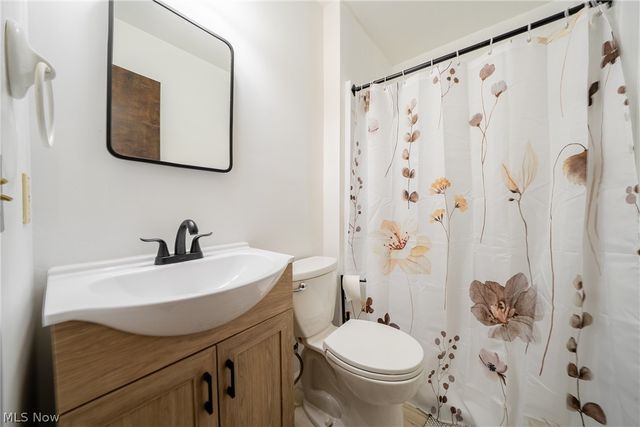 1205 Tulip Court, Brunswick, OH 44212