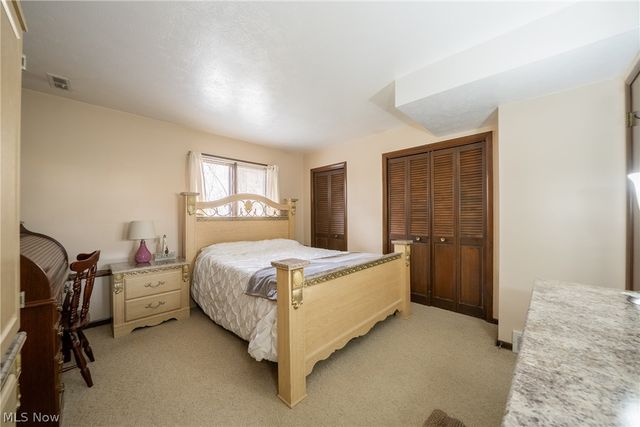 1205 Tulip Court, Brunswick, OH 44212