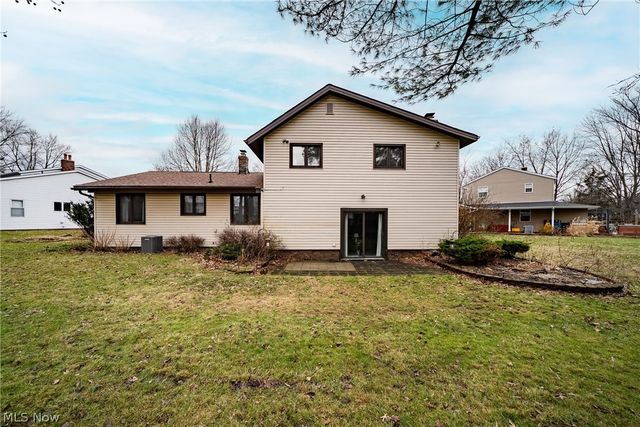 1205 Tulip Court, Brunswick, OH 44212