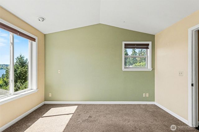 10917 80th Place NE, Kirkland, WA 98034