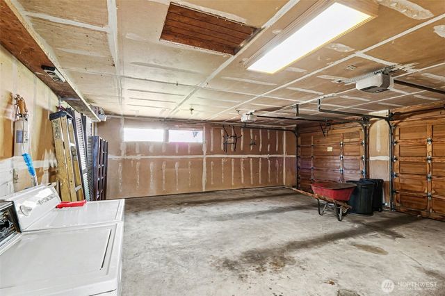 10917 80th Place NE, Kirkland, WA 98034