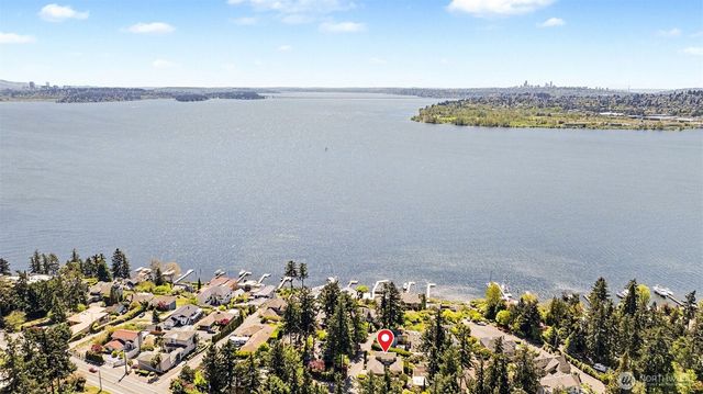 10917 80th Place NE, Kirkland, WA 98034