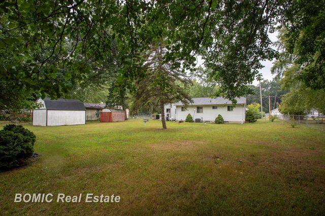 11220 Langdon Drive, Vienna Twp, MI 48420