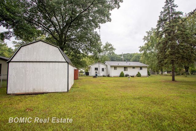11220 Langdon Drive, Vienna Twp, MI 48420