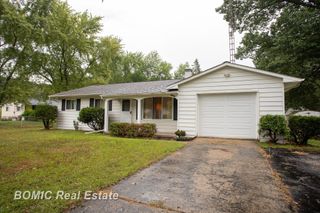 11220 Langdon Drive, Vienna Twp, MI 48420