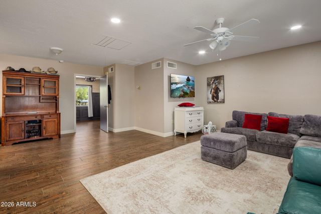 6914 E Highland. Road, Cave Creek, AZ 85331