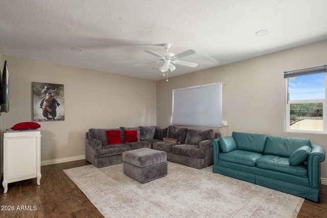 6914 E Highland. Road, Cave Creek, AZ 85331
