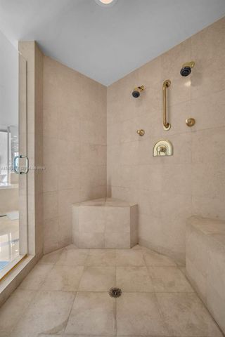 19955 NE 38th Ct 2204, Aventura, FL 33180