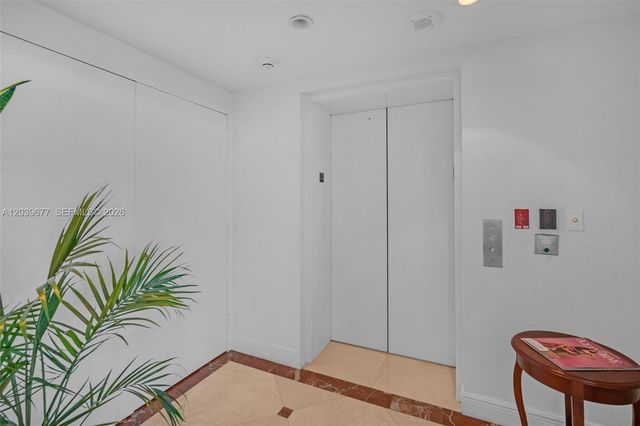 19955 NE 38th Ct 2204, Aventura, FL 33180