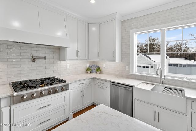 909 Jersey Avenue, Spring Lake Heights, NJ 07762