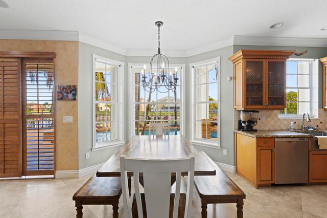 9041 Alexandra Circle, Wellington, FL 33414