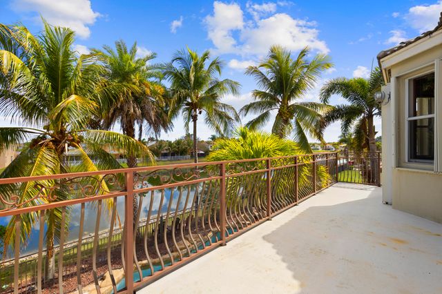 9041 Alexandra Circle, Wellington, FL 33414