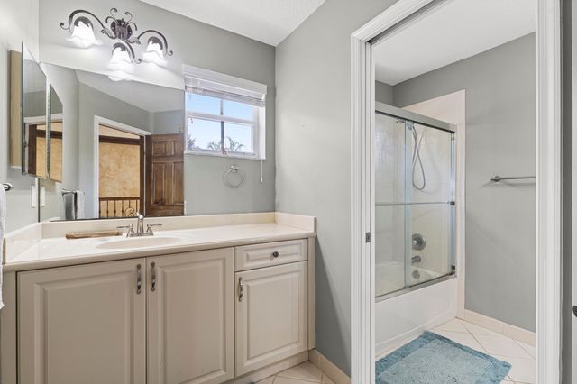 9041 Alexandra Circle, Wellington, FL 33414