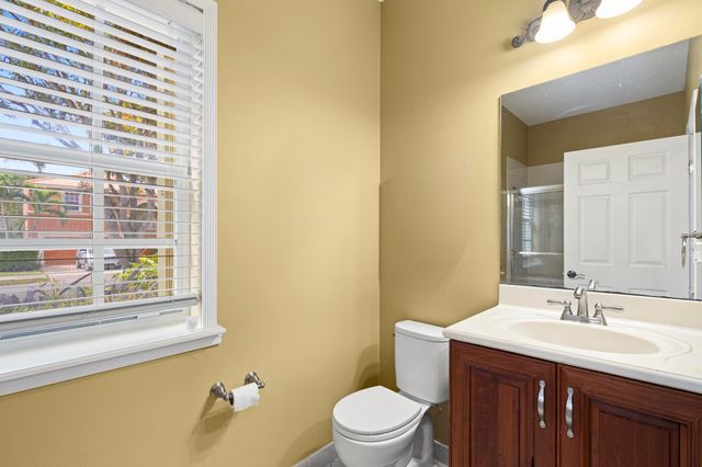 9041 Alexandra Circle, Wellington, FL 33414