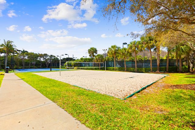 9041 Alexandra Circle, Wellington, FL 33414