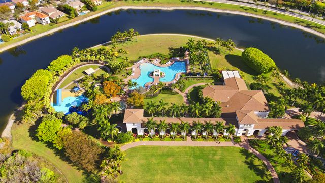 9041 Alexandra Circle, Wellington, FL 33414