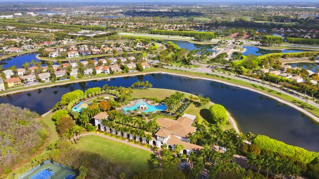 9041 Alexandra Circle, Wellington, FL 33414