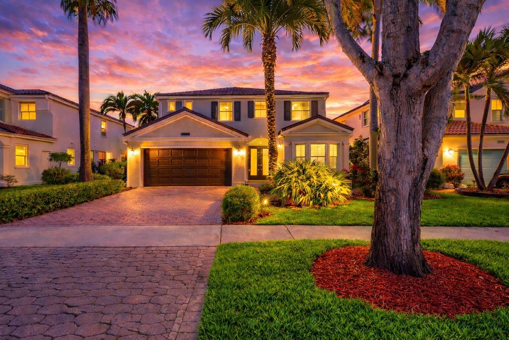 9041 Alexandra Circle, Wellington, FL 33414