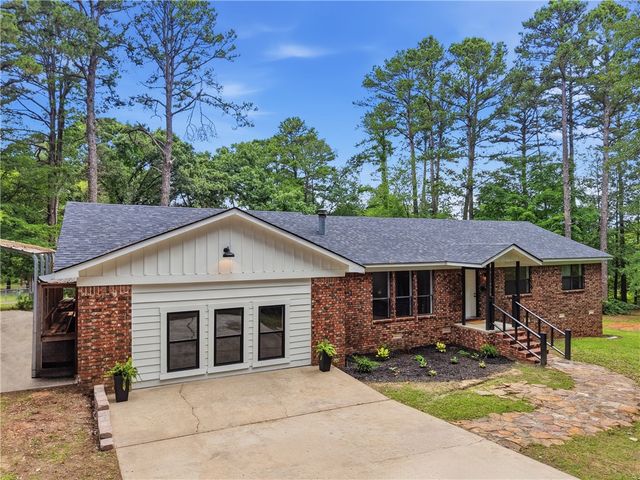 1603 Hilltop Drive, Russellville, AR 72802