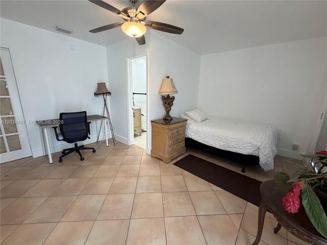 5931 SW 148th Place 1, Miami, FL 33193