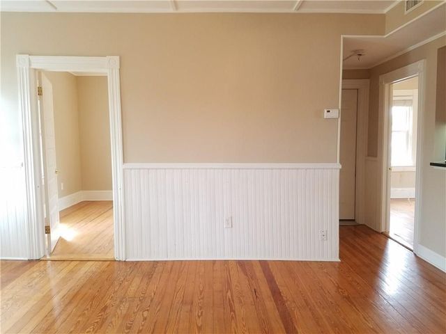 3 Bay View Avenue 5, Bristol, RI 02809