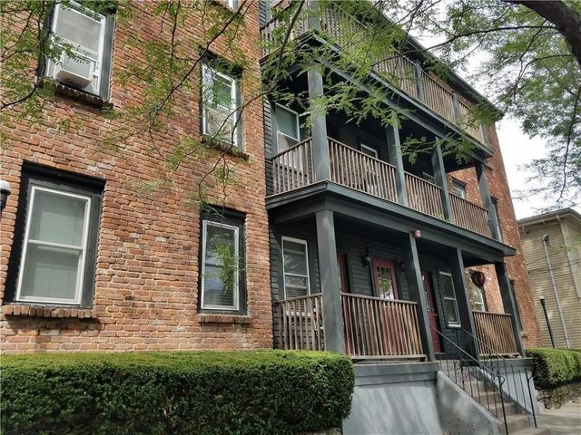 3 Bay View Avenue 5, Bristol, RI 02809