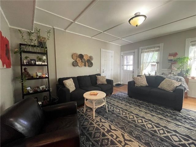 3 Bay View Avenue 5, Bristol, RI 02809