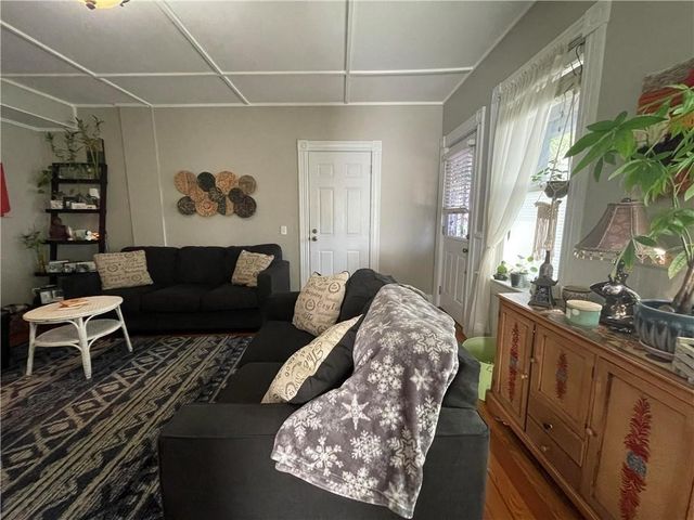 3 Bay View Avenue 5, Bristol, RI 02809