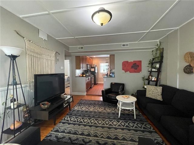 3 Bay View Avenue 5, Bristol, RI 02809