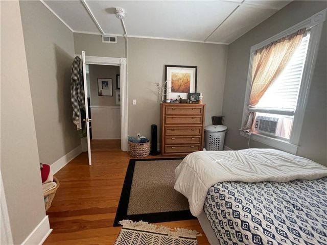 3 Bay View Avenue 5, Bristol, RI 02809
