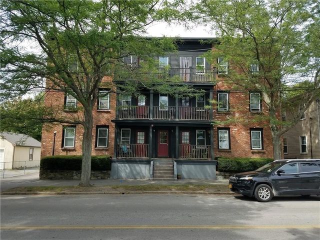 3 Bay View Avenue 5, Bristol, RI 02809